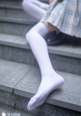 奶大的女人伦理片
